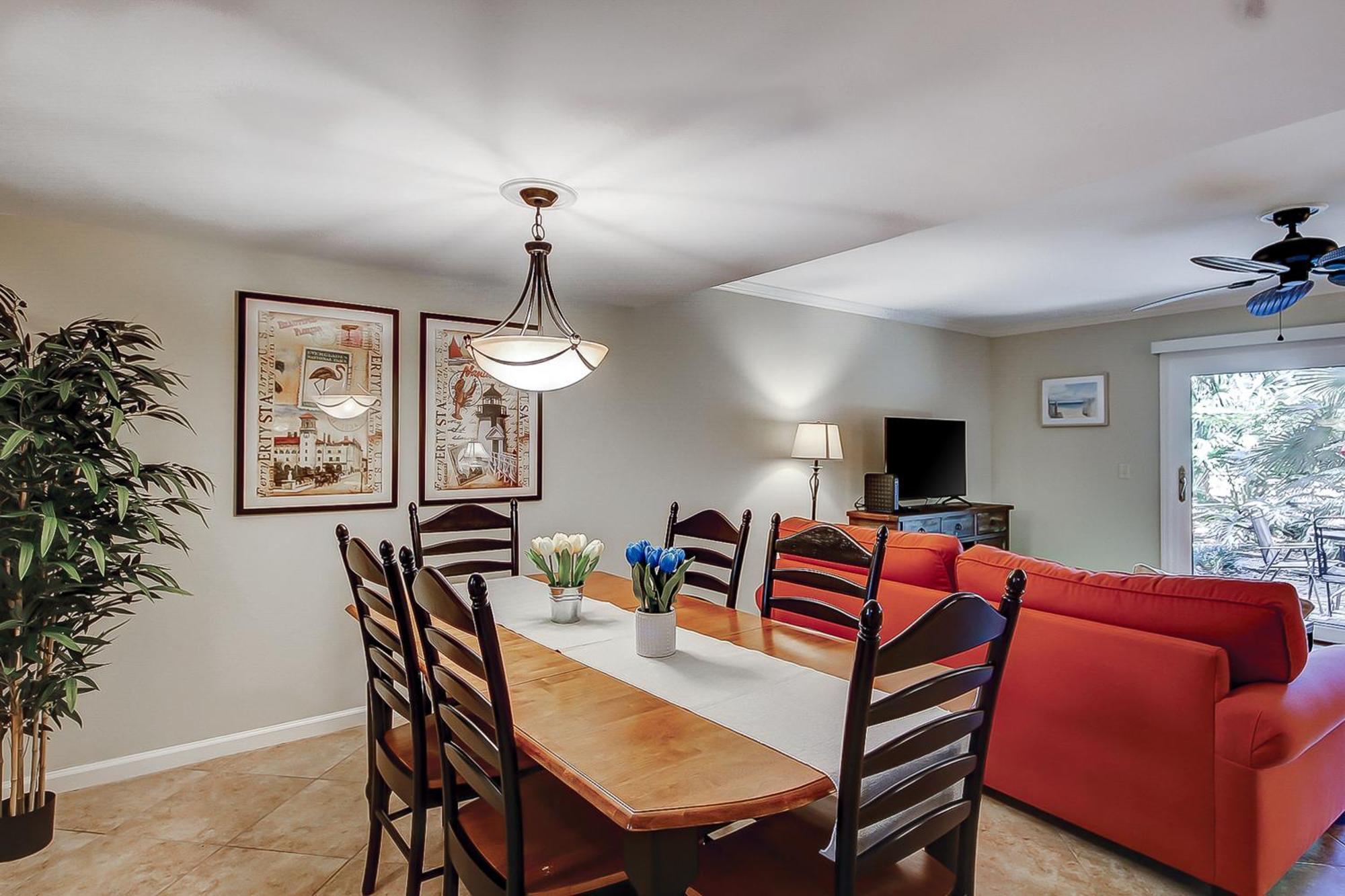 Stones Throw Villa Hilton Head Island Room photo