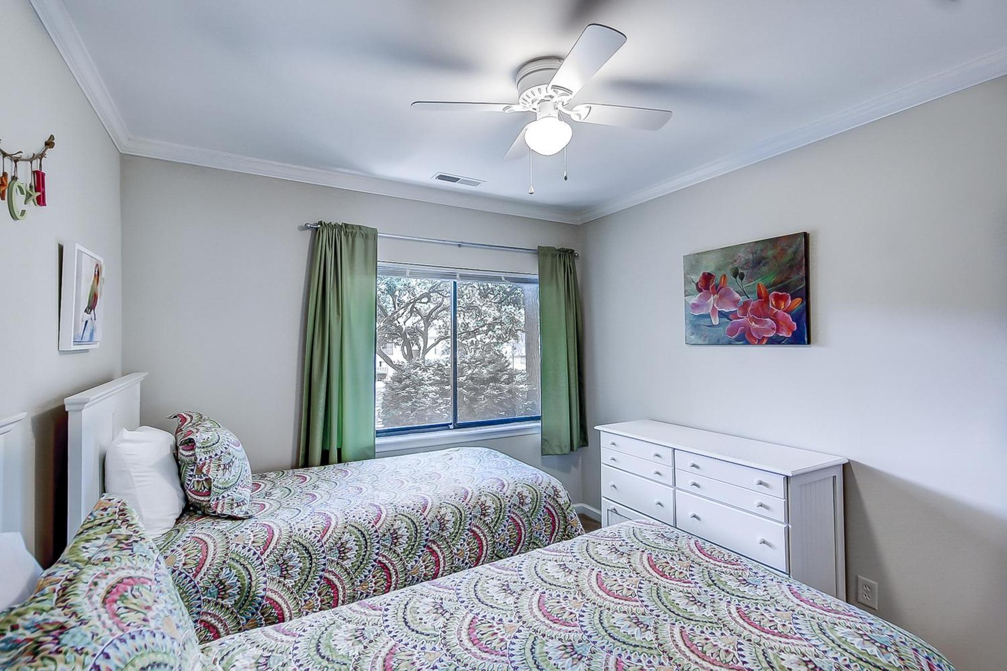 Stones Throw Villa Hilton Head Island Room photo